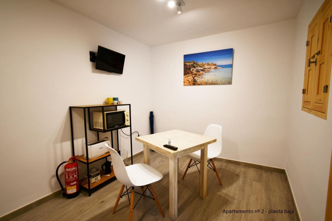 Apartamentos Cas Xurrac Es Calo  Luaran gambar