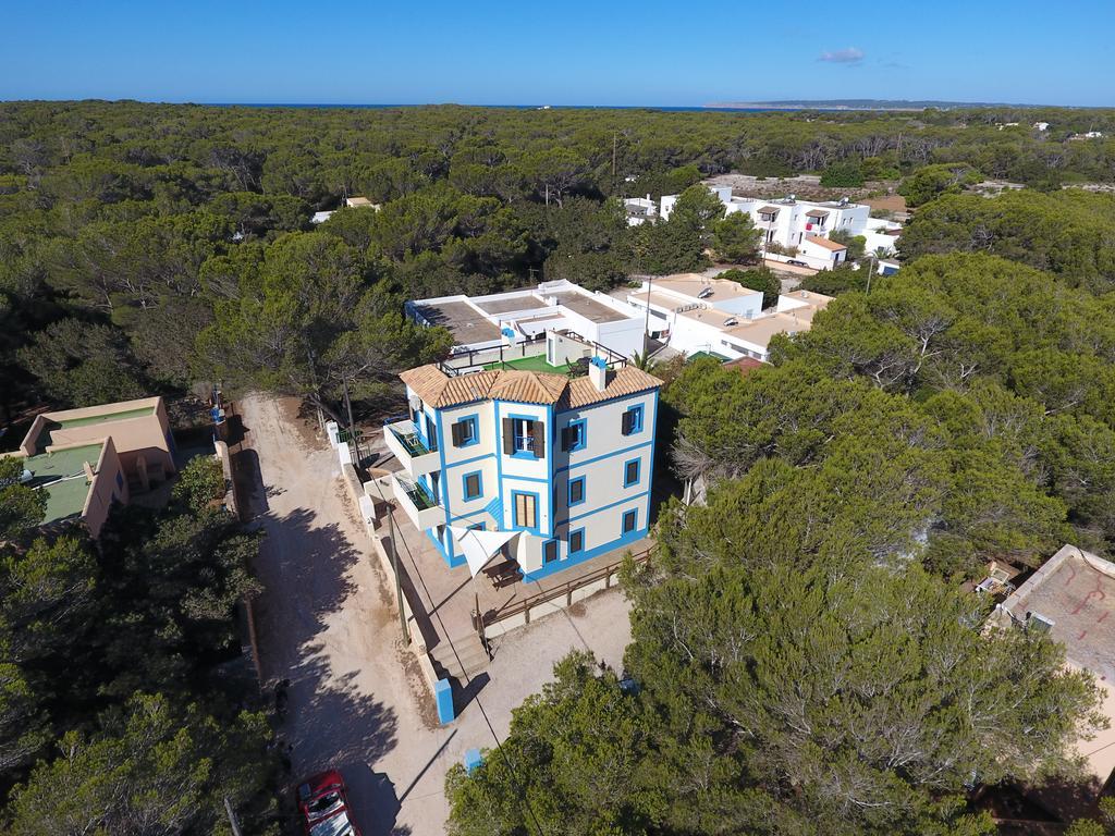 Apartamentos Cas Xurrac Es Calo  Luaran gambar