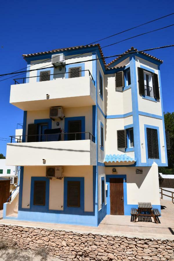 Apartamentos Cas Xurrac Es Calo  Luaran gambar